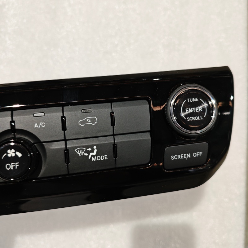 The Front License Plate Is High-End The Front License Plate Is High-End