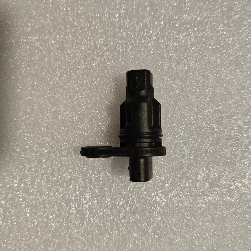 Double Ventilation Holes On The Hood Double Ventilation Holes On The Hood