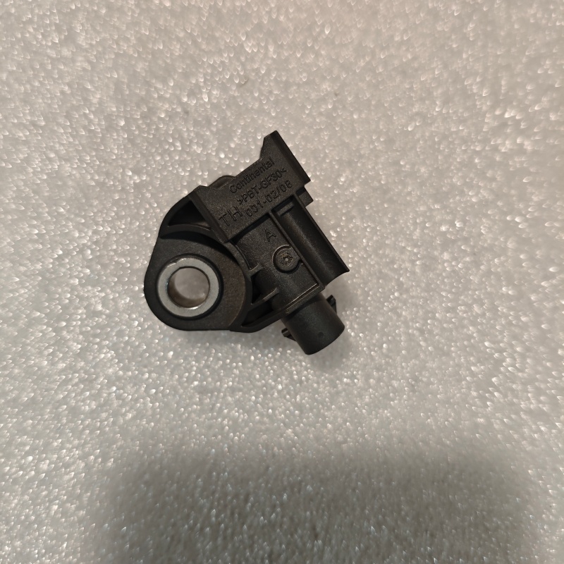 C-Column Trim Top Cover R